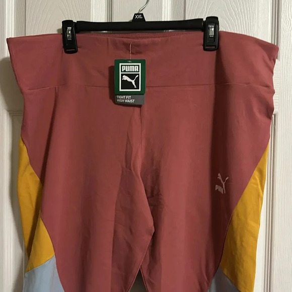 PUMA Women's CLSX High Waist Leggings 3X Mauvewood/High Risk Red NWT - Picture 2 of 5